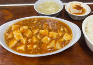 北京亭の「麻婆豆腐定食」